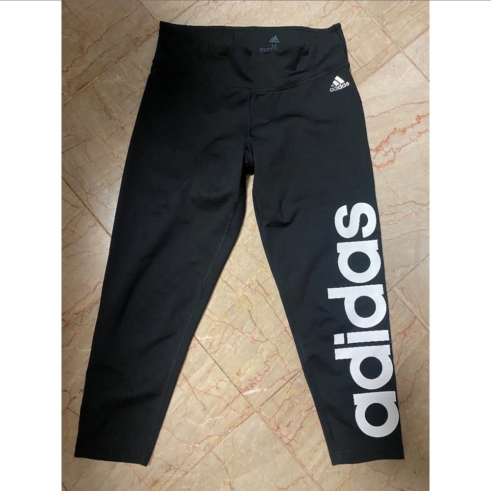 Adidas 3/4 length size M
